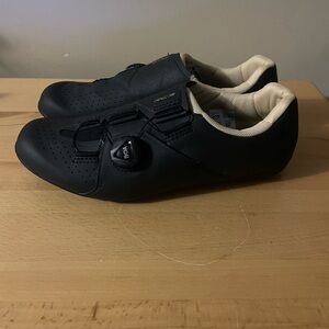 Shimano RC3 Road Cycling Shoes (SH-RC300W) Sz 8.5